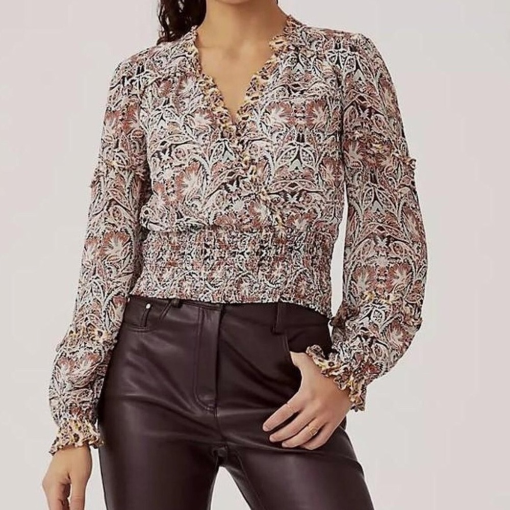 Anthropologie printer ruffle cinch bottom blouse size L